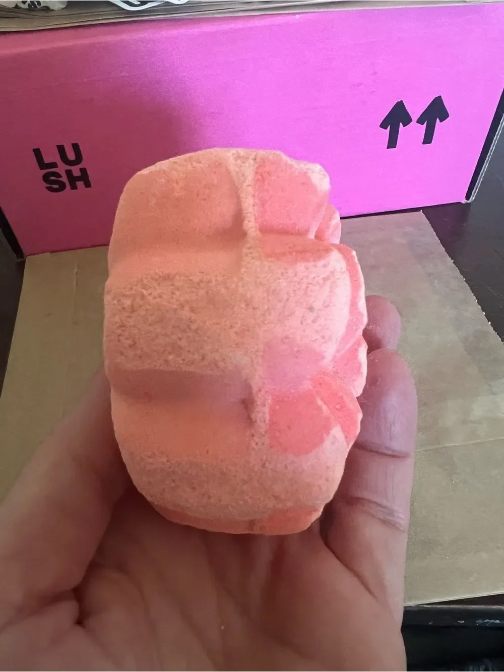 Lush Comforter Rose Bath Bomb 5.2 oz Brand New